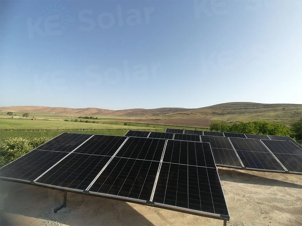 سیستم پنل خورشیدی در روستای بیرم 1404